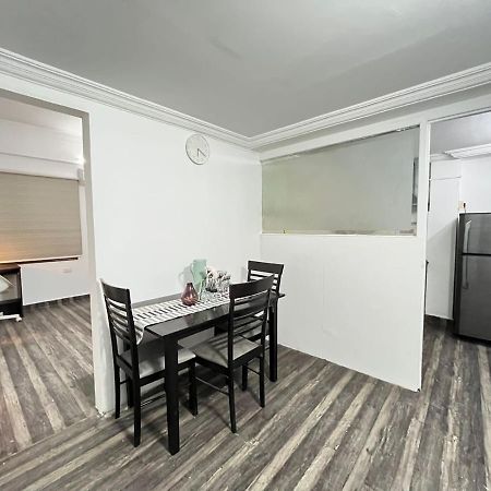 Bedchambers Serviced Apartments, Хайдарабад Экстерьер фото